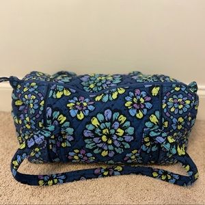 Vera Bradley travel bag
